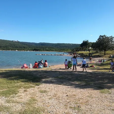 16 Čižići