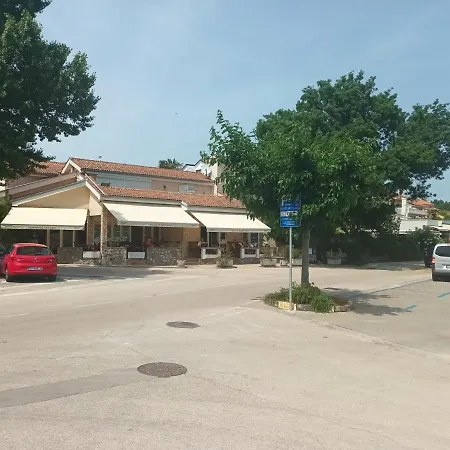아파트 16 Čižići