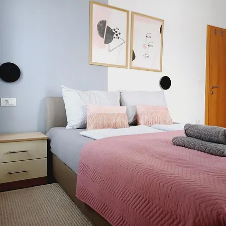 Apartment 16