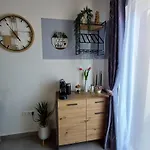 شقة 16 Čižići