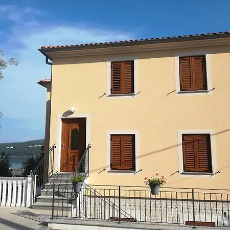 16 Apartman