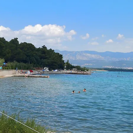 16 Apartman *