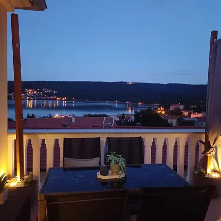 16 Apartman *