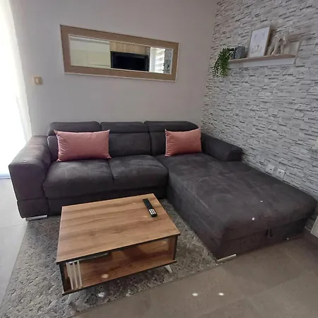 16 Apartman *