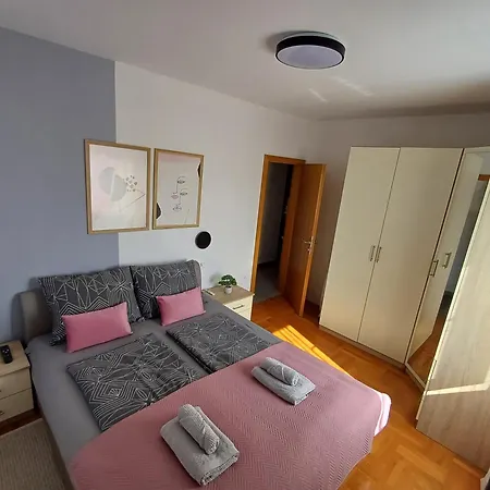 16 Apartman